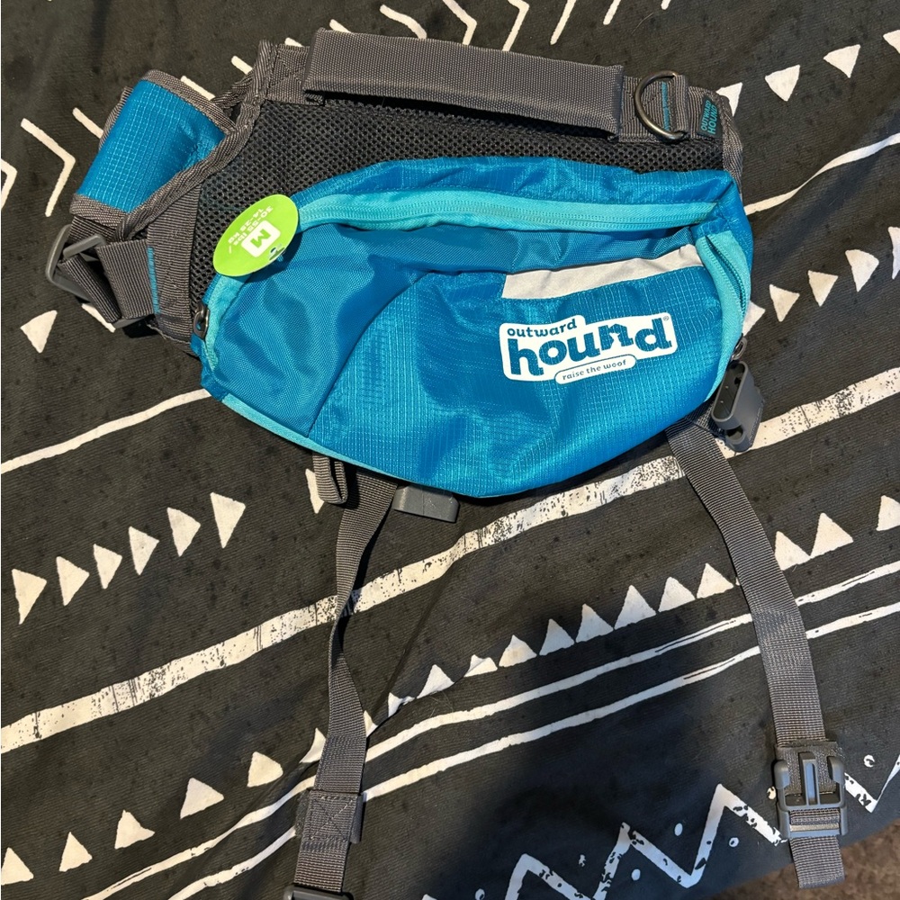 Outward hound dog backpack